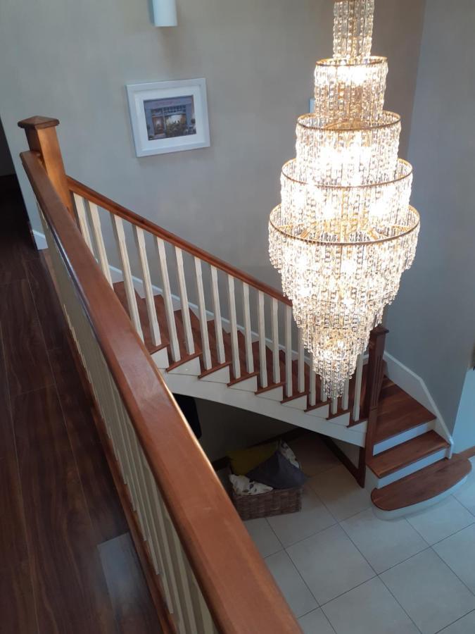 Single Or Twin Room In Lovely Country Residence Nobber Екстериор снимка